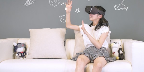 ���� ����������� ���������� Xiaomi Mi VR Play 2