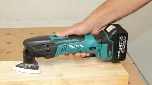 ������������������� ���������� Makita BTM50RFEX1