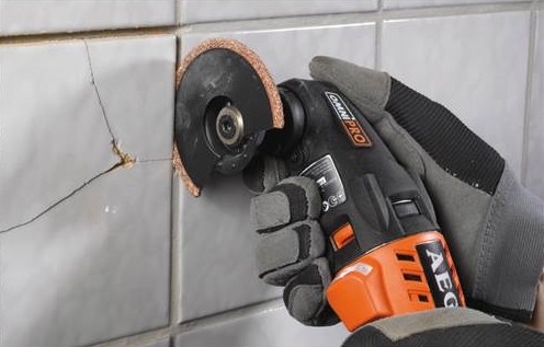 ������������������� ���������� AEG OMNI 18C 0 KIT1