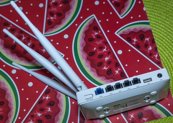 Wi-Fi ������� Netis MW5230