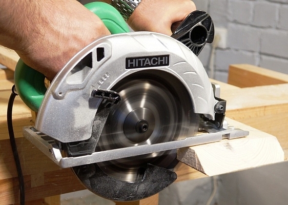 ���� Hitachi C7SS