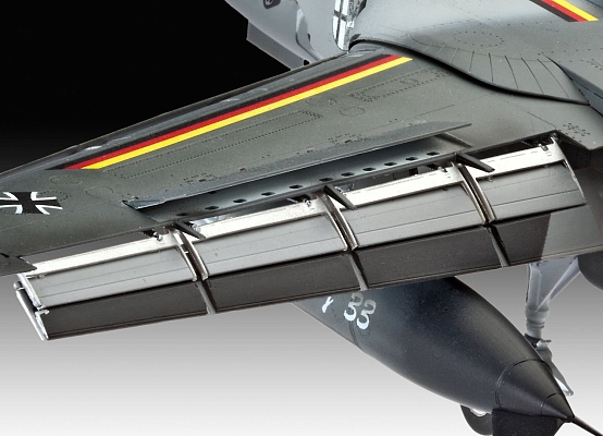 ������� ������ Revell Panavia Tornado IDS (1:48)