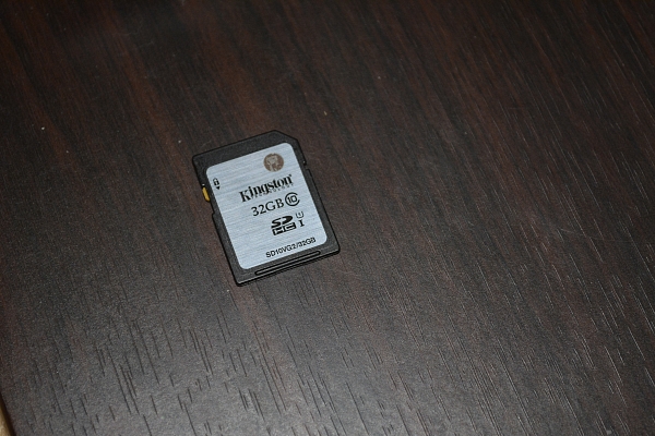 ����� ������ Kingston SDHC Class 10 UHS-I [SDHC Class 10 UHS-I 16Gb]