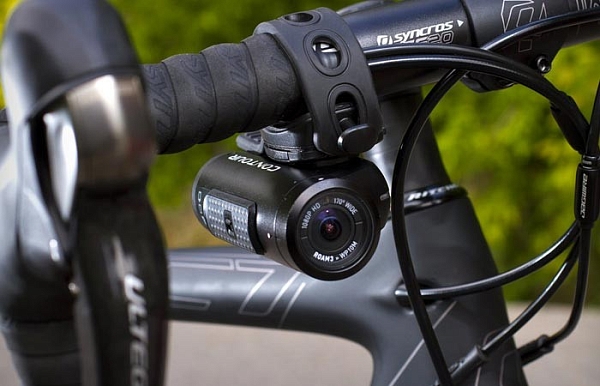 Action ������ Contour ROAM 3