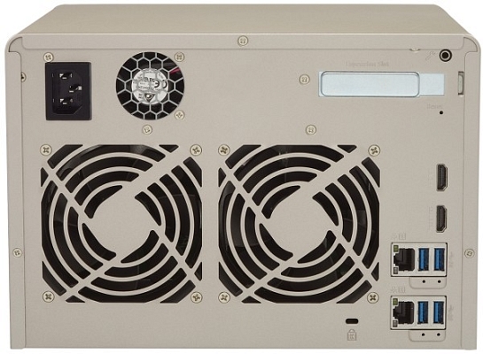 NAS ������ QNAP TVS-663-8G