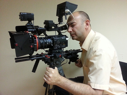 ����������� Sony HVR-Z7E