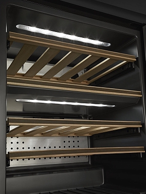 ������������ ������ ���� Smeg CVI 638