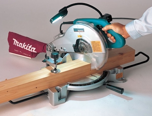 ���� Makita LS1040