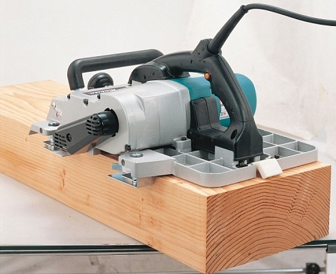 �������������� Makita KP312S