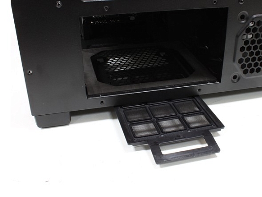 ������ (��������� ����) Cooler Master HAF XB EVO