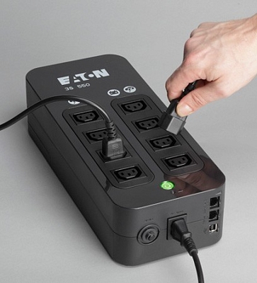 ��� Eaton 3S 700IEC