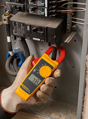 ���������� / ��������� Fluke 323