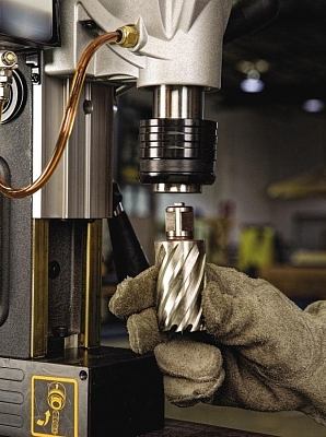 ����������� ������ DeWALT DWE1622K