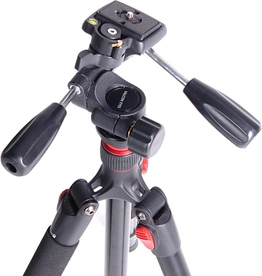 ������ Falcon Eyes Pro-616