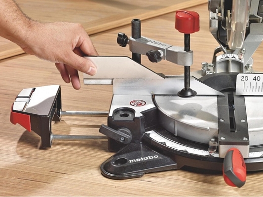 ���� Metabo KS 216 M Lasercut 619216000