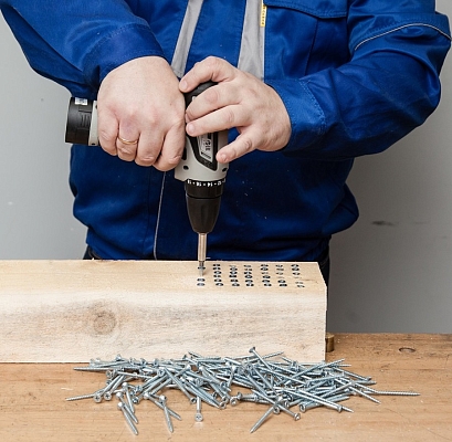 �����/���������� Interskol DA-10/12L2