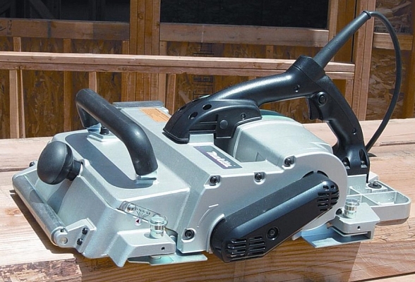 �������������� Makita KP312S