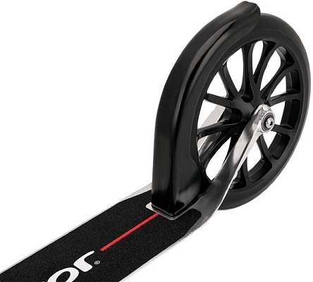 ������� Razor A6