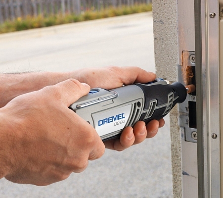 ������������������� ���������� Dremel 8220-2/45