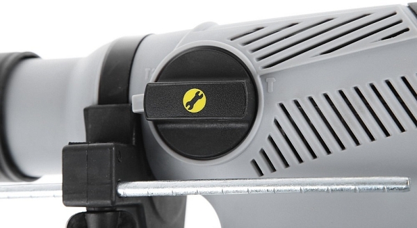 ���������� Interskol P-32/1000E