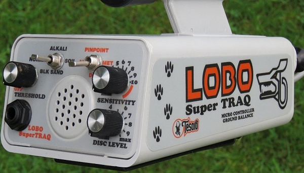 ��������������� Tesoro Lobo Super Traq