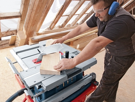 ���� Bosch GTS 10 XC 0601B30400