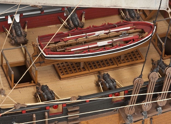 ������� ������ Revell Pirate Ship (1:72)