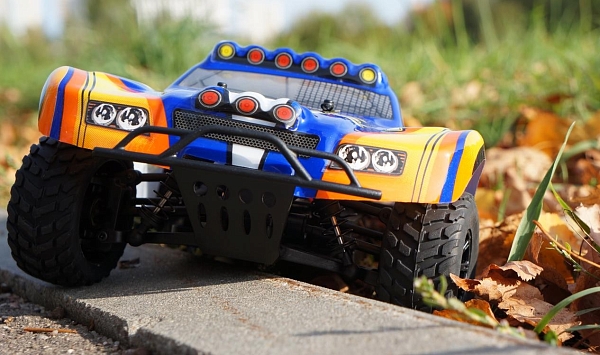 ���������������� ������ HSP Caribe Short Course Truck 1:18