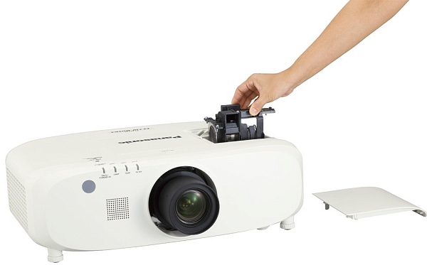 �������� Panasonic PT-EW730ZLE
