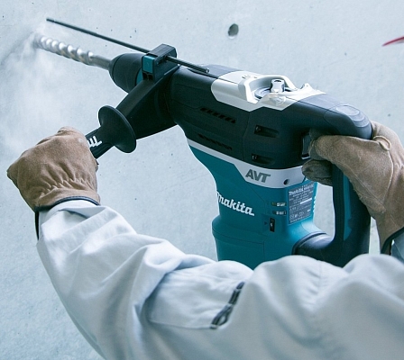 ���������� Makita HR4013C