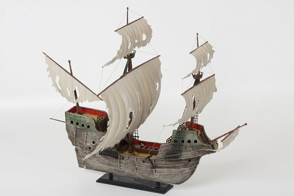 ������� ������ Zvezda Flying Dutchman (1:100)