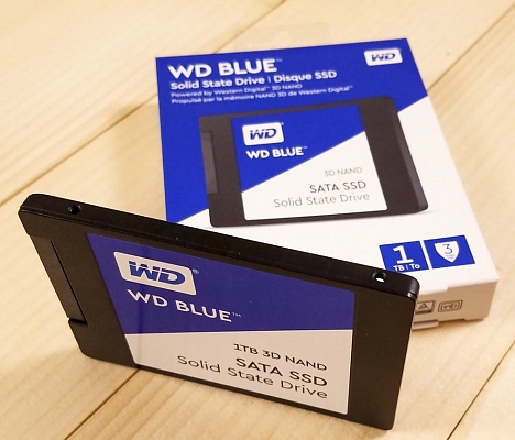 SSD ���������� WD Blue SSD 3D NAND [WDS250G2B0A]