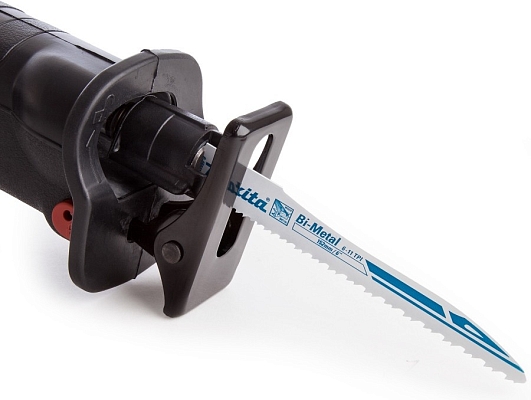 ���� Makita JR3050T