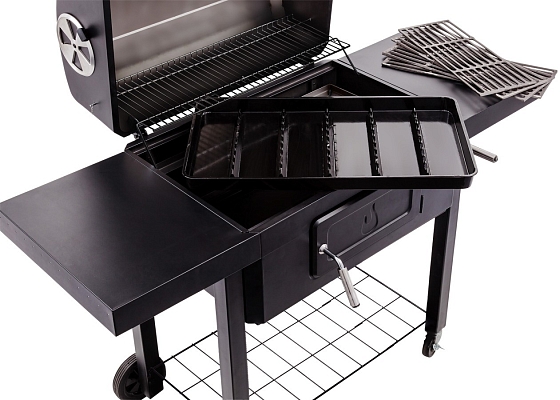 Charbroil Performance Charcoal 780
