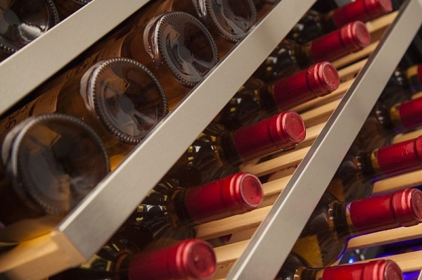 ������������ ������ ���� Cold Vine C165-KBT1