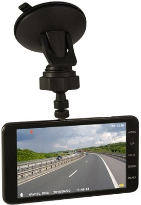 ���������������� Navitel R800