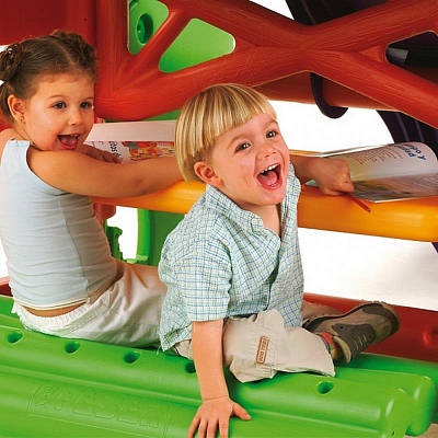 ����� Feber Wood House