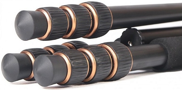 ������ Fujimi FT100A