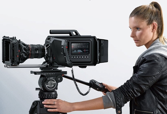 ����������� Blackmagic URSA EF