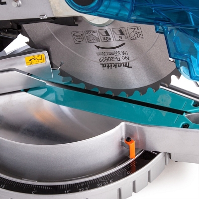 ���� Makita LH1201FL