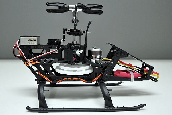 ���������������� �������� Thunder Tiger Mini Titan E325S