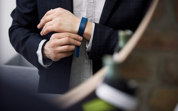 ������� ������ Sony SmartBand 2