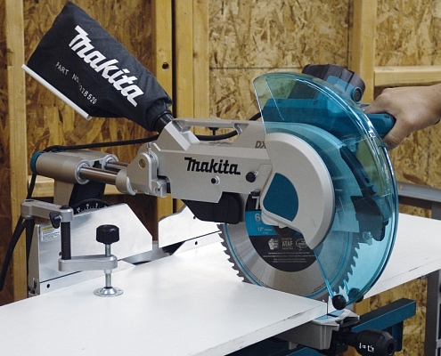 ���� Makita LS1216