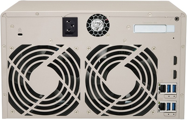 NAS ������ QNAP TVS-863-4G