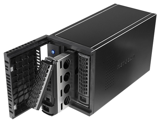 NAS ������ NETGEAR ReadyNAS 212