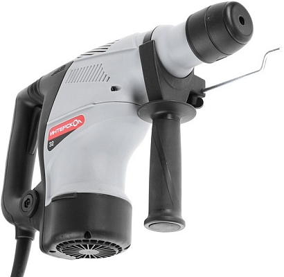 ���������� Interskol P-32/1000E