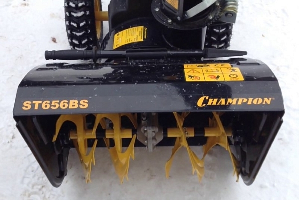 ������������ CHAMPION ST656